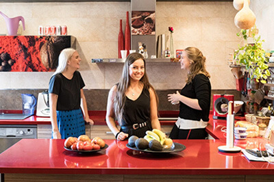 cooking-activity-at-spanish-summer-camp